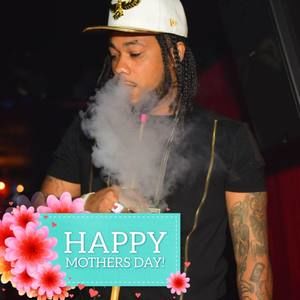 Meet your Posher, Dee